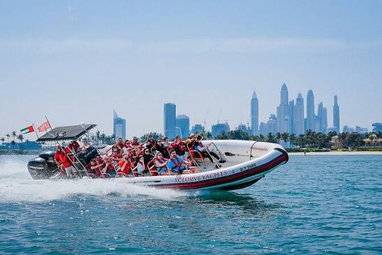 Luxury Speed Boat Tour Dubai 4